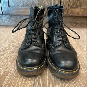Dr. Martens 1460 Smooth Leather Boots Size 8 (Men’s 6)